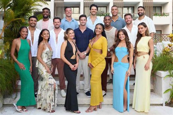 ‘Bachelor In Paradise’ Season 7: Photos Of The Show