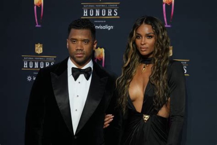 Ciara Posts Video Of Husband Russell Wilson Dancing In Bed — Watch – Hollywood Life