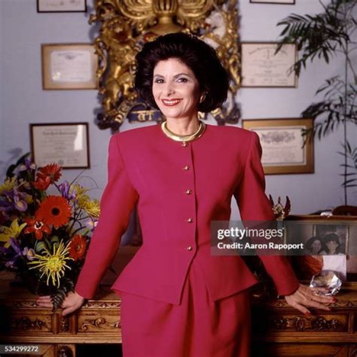 Gloria Allred — PICS