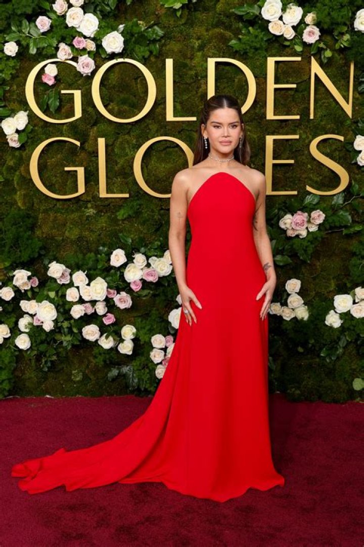 Golden Globes Red Dresses — Taylor Swift & More Rock The Trend