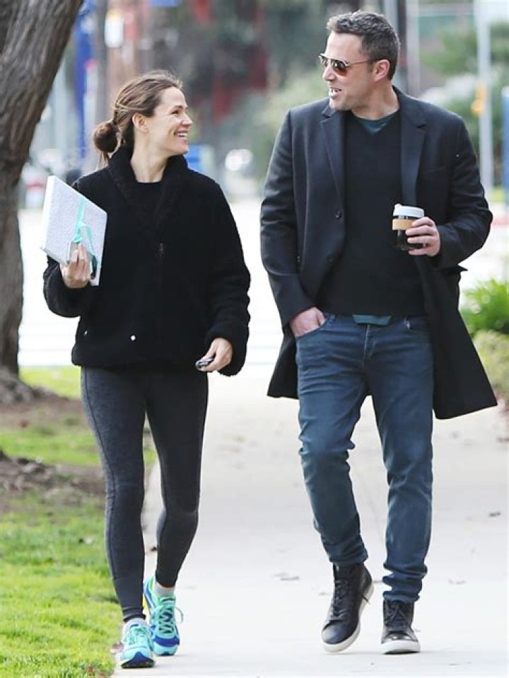 Jennifer Garner Calls Co-Parenting With Ben Affleck After He Married J.Lo A ‘Gift’: Watch