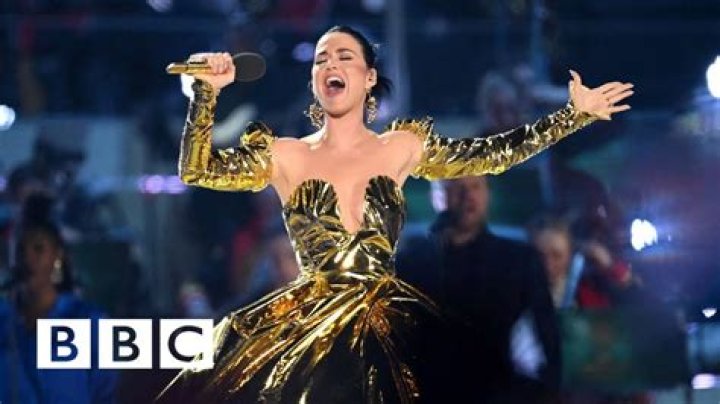 Katy Perry Shares Inspiring Video Of Italy Neighbors On Lockdown Singing In Unison To ‘Roar’