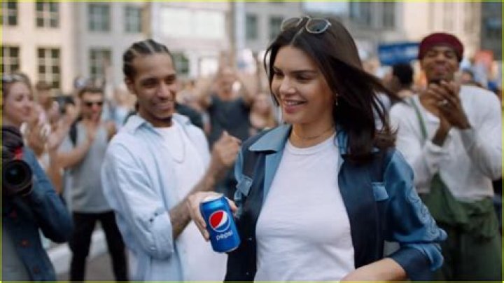 Kendall Jenner’s Pepsi Commercial — PICS