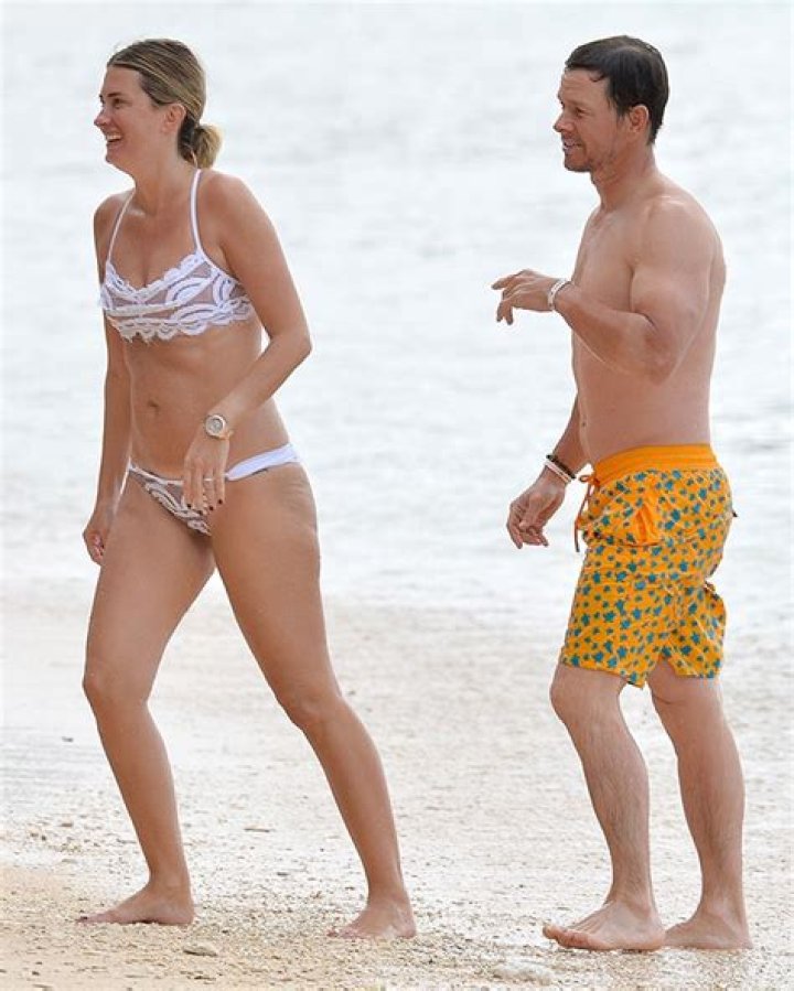 Mark Wahlberg’s Former Model Wife, Rhea Durham, 40, & Mom Of 4 Rocks White Lace Bikini