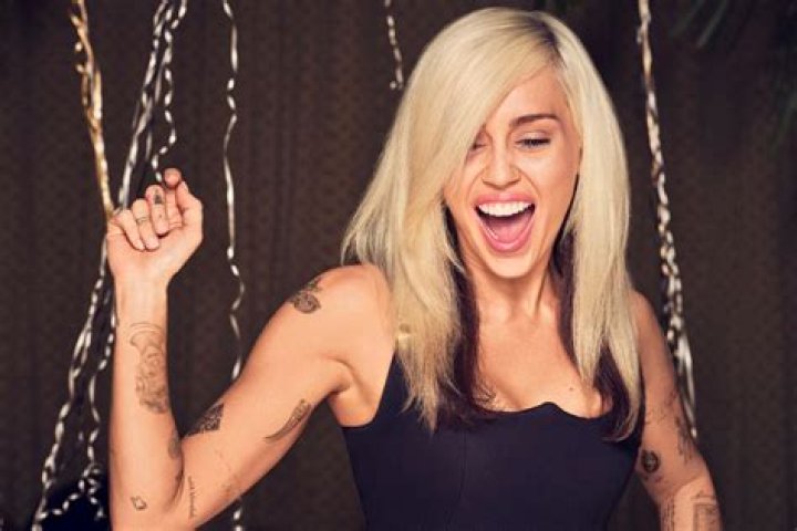 Miley Cyrus On Sex — Tells ‘Paper’ She’s Open To Anything With Both Sexes – Hollywood Life