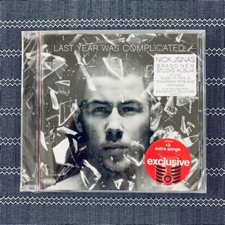 [WATCH] Nick Jonas Smoking Weed In ‘Last Year Was Complicated’ Documentary Video – Hollywood Life