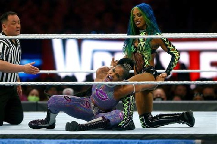 Sasha Banks At WrestleMania 33 — PICS