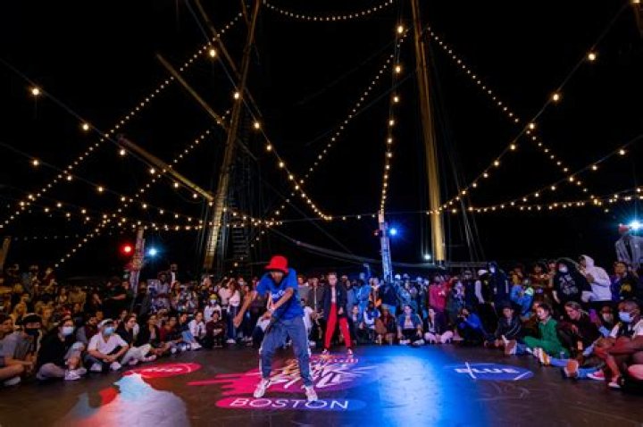 ‘SYTYCD’ Alum Dassy Lee Reveals How She Broke Into The ‘Male Dominated’ World Of Street Dance