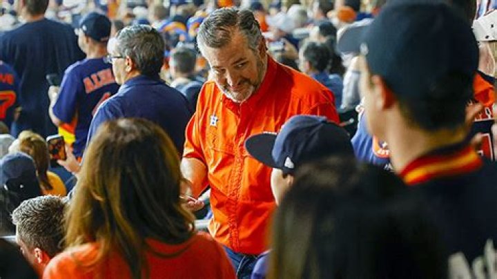 Ted Cruz Gets Beer Thrown At Him At Houston Astros World Series Parade – Hollywood Life