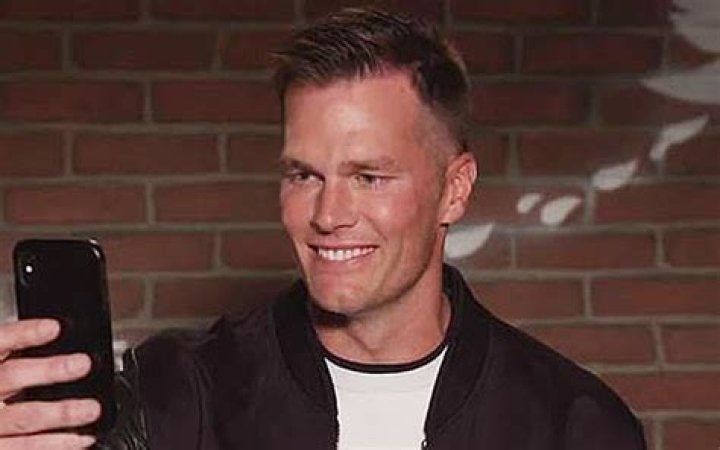 Tom Brady On Jimmy Kimmel’s ‘Mean Tweets’: Watch – Hollywood Life