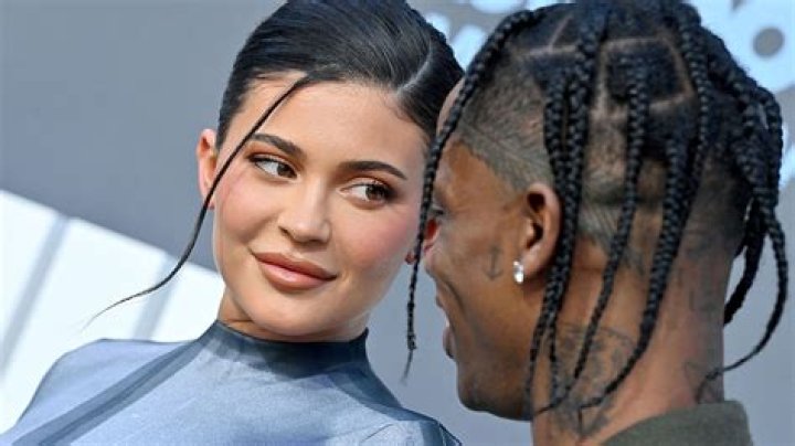 Travis Scott Thinks Kylie Jenner Is Sexiest Girl Out There — Loves Kissing & Spoiling Her