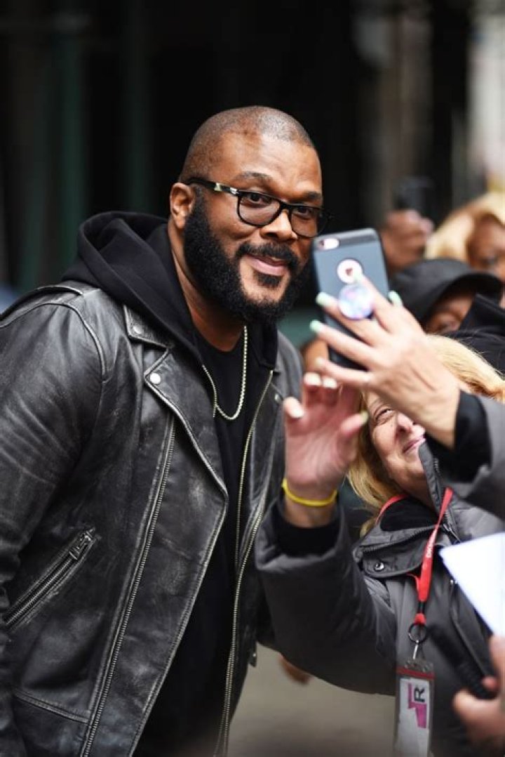 Tyler Perry Pics — See Photos Of The Entertainment Mogul – Hollywood Life
