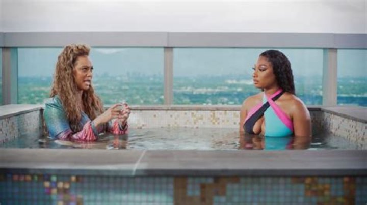 Tyra Banks Is Fully Clothed In Hot Tub With Megan Thee Stallion: Video – Hollywood Life